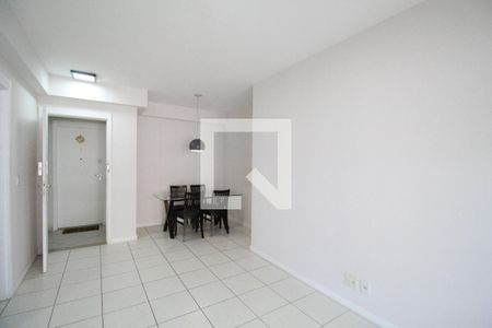 Sala de apartamento para alugar com 2 quartos, 79m² em Barra Olímpica, Rio de Janeiro
