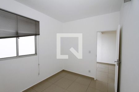 Quarto 1 de apartamento para alugar com 2 quartos, 60m² em Estoril, Belo Horizonte