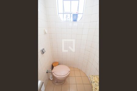 lavabo de casa à venda com 3 quartos, 376m² em São João Batista, Belo Horizonte