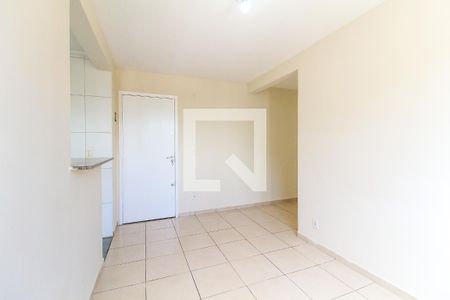 Sala de apartamento para alugar com 2 quartos, 45m² em Vila Raquel, São Paulo