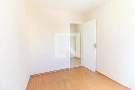 Quarto 1 de apartamento para alugar com 2 quartos, 45m² em Vila Raquel, São Paulo