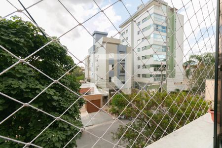 Apartamento à venda com 3 quartos, 94m² em Itapoã, Belo Horizonte