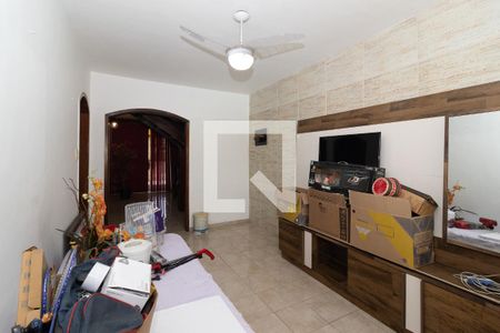 Sala de casa para alugar com 3 quartos, 300m² em Vila Valqueire, Rio de Janeiro