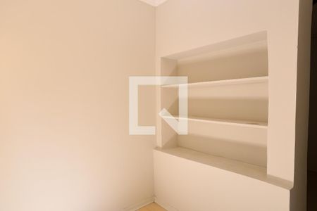 Sala de TV de apartamento à venda com 2 quartos, 55m² em Ipiranga, Belo Horizonte