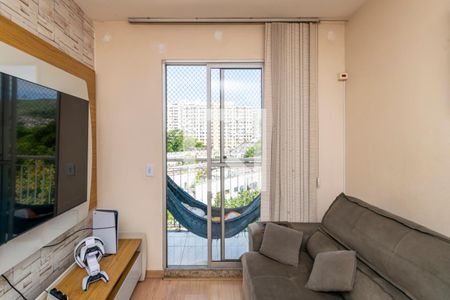 Sala de apartamento para alugar com 2 quartos, 50m² em Irajá, Rio de Janeiro