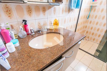 Banheiro 1 de casa para alugar com 3 quartos, 220m² em Jardim Ipanema, Santo André