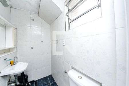 Casa para alugar com 2 quartos, 180m² em Jardim das Rosas (zona Leste I), São Paulo