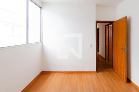Quarto 2 de apartamento para alugar com 3 quartos, 60m² em Nova Granada, Belo Horizonte