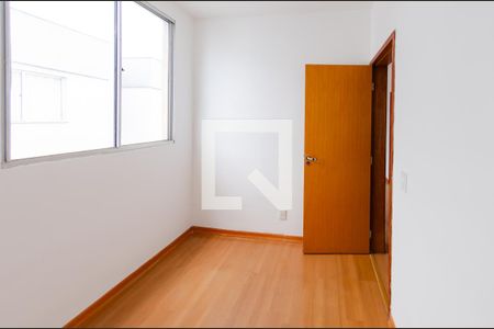 Quarto 1 de apartamento para alugar com 3 quartos, 60m² em Nova Granada, Belo Horizonte