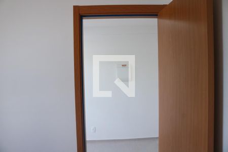 Quarto 1 de apartamento para alugar com 2 quartos, 37m² em Lapa, São Paulo