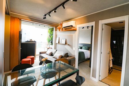 Sala de apartamento para alugar com 2 quartos, 47m² em Campo Belo, São Paulo