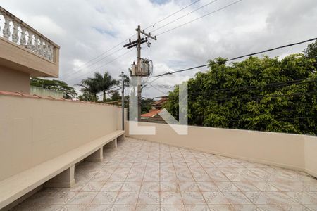 Varanda e Área de Serviço  de casa à venda com 2 quartos, 250m² em Vila Curuçá, São Paulo