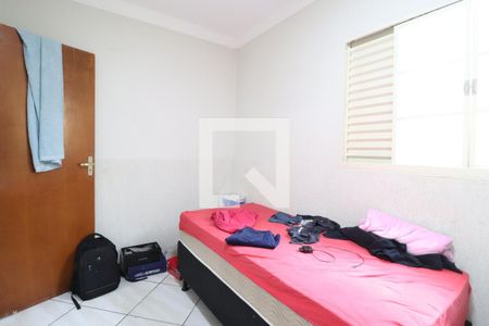 Quarto 1 de casa para alugar com 4 quartos, 120m² em Jardim das Palmeiras, Uberlândia