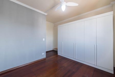 Apartamento à venda com 75m², 2 quartos e 1 vagaQuarto 2