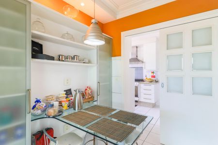 Apartamento à venda com 177m², 3 quartos e 4 vagasCopa