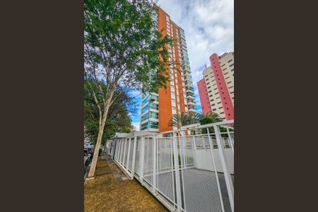 Apartamento à venda com 177m², 3 quartos e 4 vagasFachada