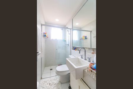 Apartamento à venda com 177m², 3 quartos e 4 vagasBanheiro da Suíte 2