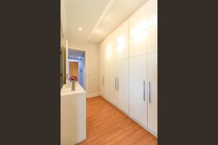 Apartamento à venda com 177m², 3 quartos e 4 vagasCloset da Suíte 1