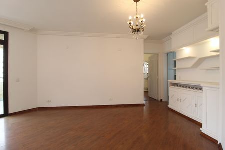 Sala de apartamento para alugar com 3 quartos, 125m² em Indianópolis, São Paulo