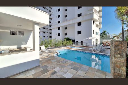 Apartamento para alugar com 55m², 2 quartos e 1 vaga Apartamento para alugar com 55m², 2 quartos e 1 vagaÁrea comum - Piscina