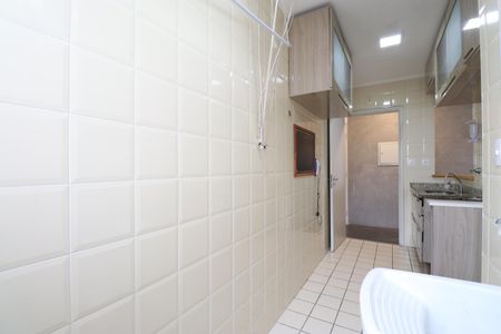 Apartamento para alugar com 55m², 2 quartos e 1 vagaCozinha e Área de Serviço