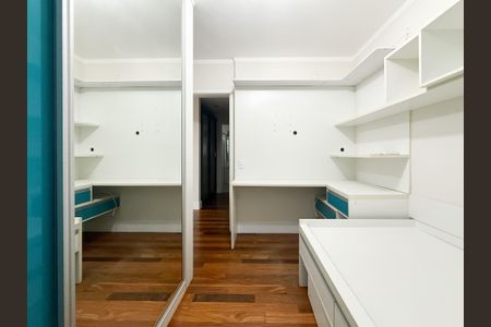 Apartamento à venda com 120m², 3 quartos e 2 vagasQuarto 1