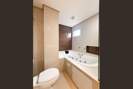 Apartamento à venda com 120m², 3 quartos e 2 vagasBanheiro da Suíte