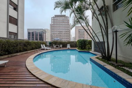 Apartamento para alugar com 34m², 1 quarto e 1 vaga Apartamento para alugar com 34m², 1 quarto e 1 vagaÁrea comum - Piscina