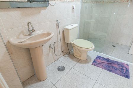 Apartamento à venda com 110m², 3 quartos e 1 vaga Apartamento à venda com 110m², 3 quartos e 1 vagaBanheiro