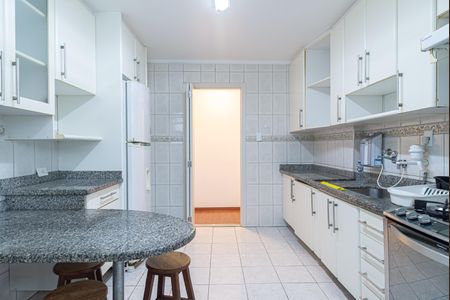 Apartamento à venda com 110m², 3 quartos e 1 vaga Apartamento à venda com 110m², 3 quartos e 1 vagaCozinha
