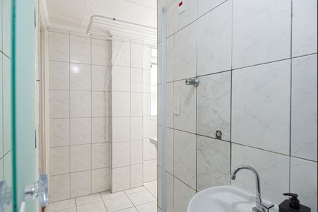 Apartamento à venda com 110m², 3 quartos e 1 vaga Apartamento à venda com 110m², 3 quartos e 1 vagaBanheiro de Serviço