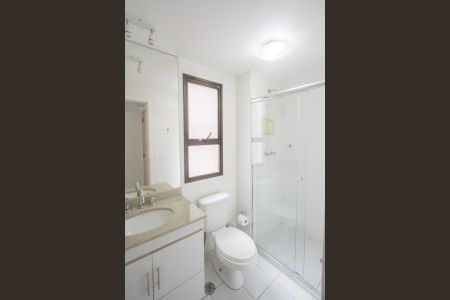 Apartamento para alugar com 210m², 3 quartos e 4 vagas Apartamento para alugar com 210m², 3 quartos e 4 vagasBanheiro da Suíte 3