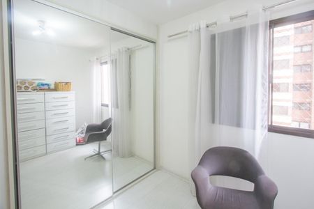 Apartamento para alugar com 210m², 3 quartos e 4 vagas Apartamento para alugar com 210m², 3 quartos e 4 vagasSuíte 3