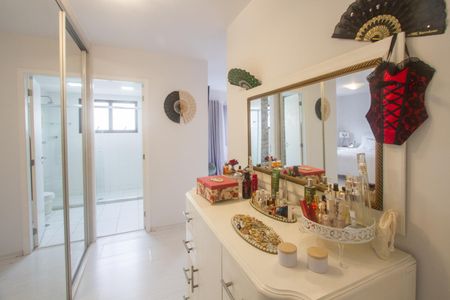 Apartamento para alugar com 210m², 3 quartos e 4 vagas Apartamento para alugar com 210m², 3 quartos e 4 vagasBanheiro da Suíte 1