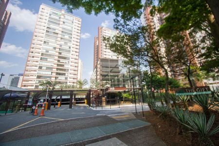 Apartamento para alugar com 210m², 3 quartos e 4 vagasFachada