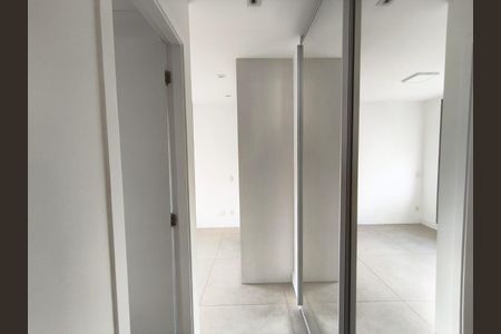 Apartamento à venda com 66m², 2 quartos e 2 vagas Apartamento à venda com 66m², 2 quartos e 2 vagasSuíte