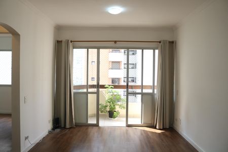 Sala de apartamento para alugar com 2 quartos, 64m² em Vila Anglo Brasileira, São Paulo