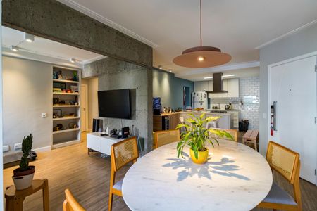 Apartamento à venda com 92m², 2 quartos e 2 vagasSala