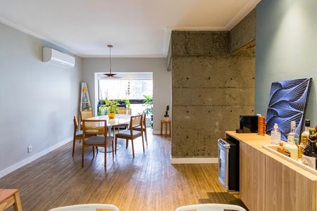 Apartamento à venda com 92m², 2 quartos e 2 vagasSala