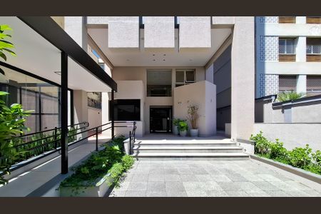 Apartamento à venda com 42m², 1 quarto e 1 vagaEntrada do Prédio