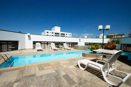 Studio para alugar com 55m², 1 quarto e 2 vagas Studio para alugar com 55m², 1 quarto e 2 vagasÁrea comum - Piscina