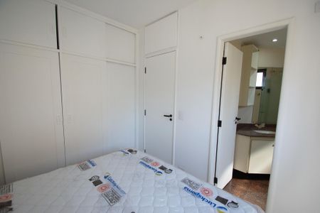 Studio para alugar com 55m², 1 quarto e 2 vagas Studio para alugar com 55m², 1 quarto e 2 vagasSuíte