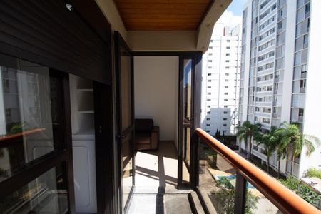 Studio para alugar com 55m², 1 quarto e 2 vagas Studio para alugar com 55m², 1 quarto e 2 vagasvaranda Sala e quarto