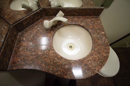 Studio para alugar com 55m², 1 quarto e 2 vagas Studio para alugar com 55m², 1 quarto e 2 vagasBanheiro