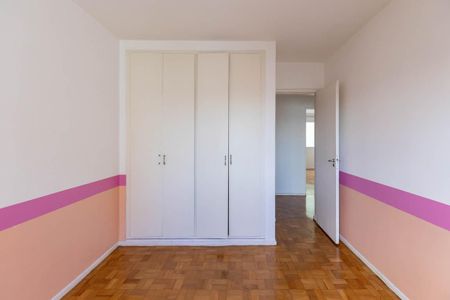 Apartamento à venda com 240m², 3 quartos e 1 vaga Apartamento à venda com 240m², 3 quartos e 1 vagaQuarto 1