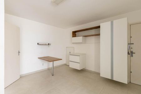 Apartamento à venda com 240m², 3 quartos e 1 vaga Apartamento à venda com 240m², 3 quartos e 1 vagaCozinha