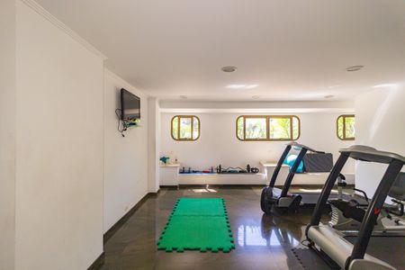 Apartamento à venda com 300m², 5 quartos e 3 vagasAcademia