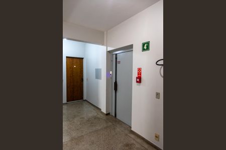 Apartamento à venda com 82m², 3 quartos e 1 vaga Apartamento à venda com 82m², 3 quartos e 1 vagaEntrada do Apartamento e hall do elevador