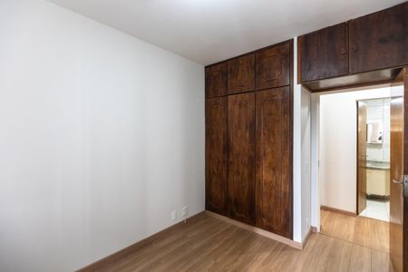 Apartamento à venda com 82m², 3 quartos e 1 vaga Apartamento à venda com 82m², 3 quartos e 1 vagaQuarto 2