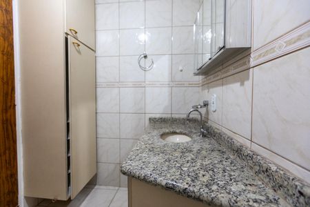 Apartamento à venda com 82m², 3 quartos e 1 vaga Apartamento à venda com 82m², 3 quartos e 1 vagaBanheiro